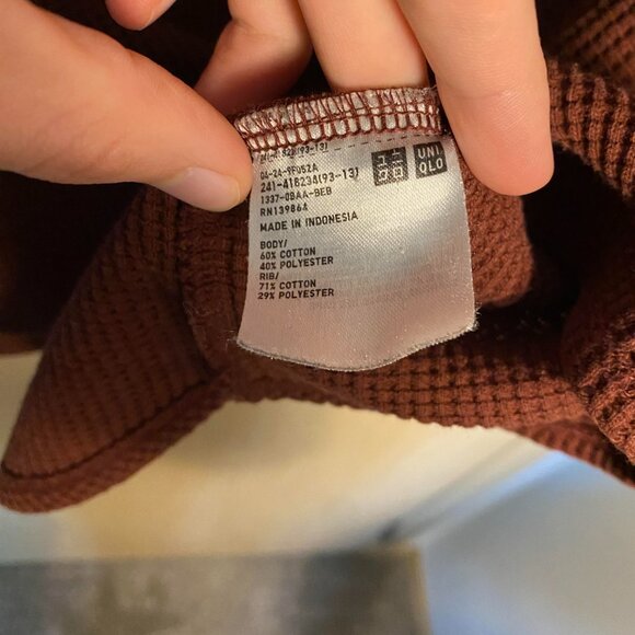 Uniqlo 3/4 Sleeve Waffle Knit Top - Picture 3 of 4